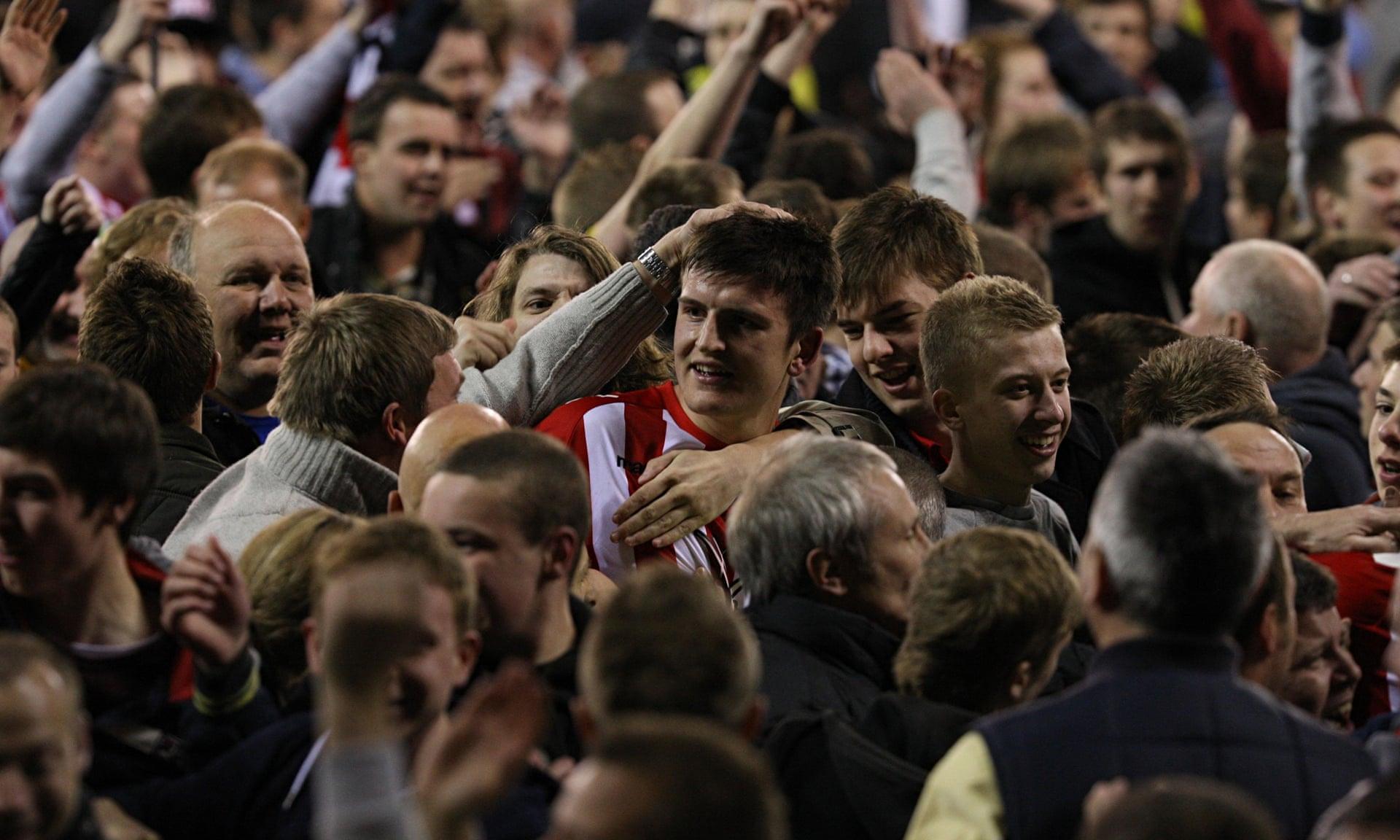 体对抗激烈 体对抗激烈